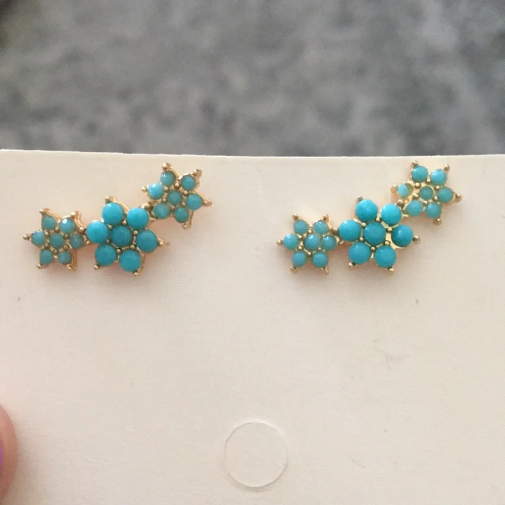 Dainty Turquoise Boho Flower+ Gold Earrings